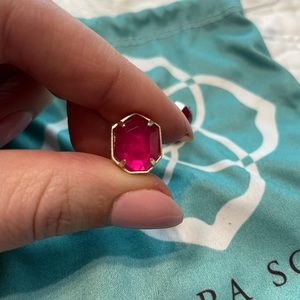 Kendra Scott Maroon Stud Earrings